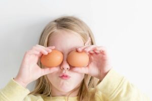 Leia mais sobre o artigo Escola e Alergias Alimentares: Como Garantir a Segurança dos Gêmeos